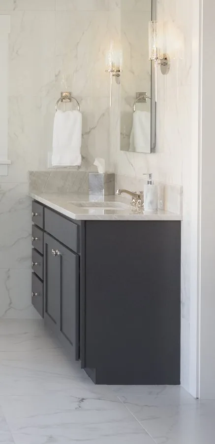 Coordinated fixtures and finishes